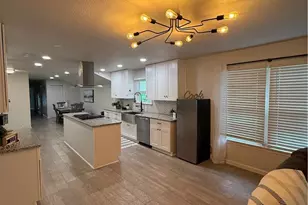 1428 Lee St, New Braunfels, TX 78130 - Photo 4