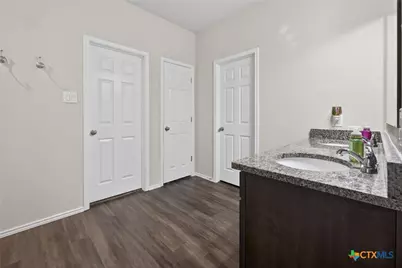 524 Long Leaf Drive, New Braunfels, TX 78130 - Photo 14