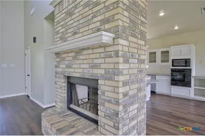 1810 Mesa Oaks Circle, Harker Heights, TX 76548 - Photo 14