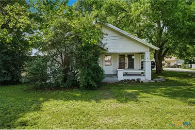 1006 N Fannin Avenue, Cameron, TX 76520 - Photo 1