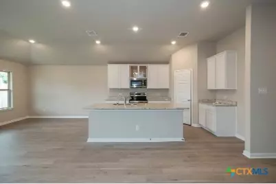 608 Cypress Arbor, Seguin, TX 78155 - Photo 6