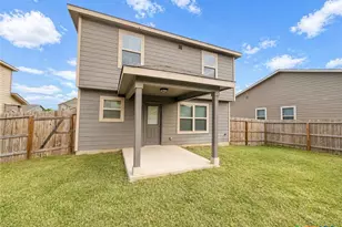 2432 Ayers Dr, Seguin, TX 78155 - Photo 6