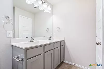 2432 Ayers Drive, Seguin, TX 78155 - Photo 20