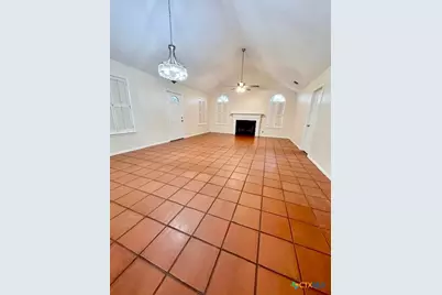 227 Charleston Drive, Victoria, TX 77904 - Photo 6
