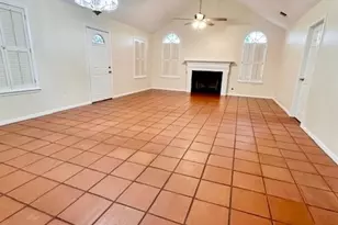 227 Charleston Dr, Victoria, TX 77904 - Photo 6