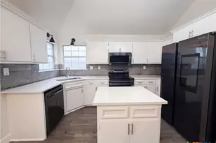 4202 Adolph Ave, Killeen, TX 76549 - Photo 2