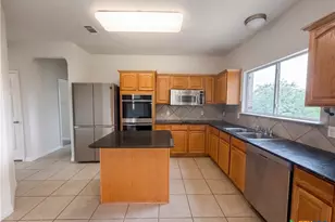 118 W Running Wolf Trail, Harker Heights, TX 76548 - Photo 2