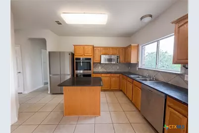 118 W Running Wolf Trail, Harker Heights, TX 76548 - Photo 2