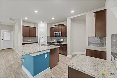 2057 Meadow Pipit, New Braunfels, TX 78130 - Photo 8