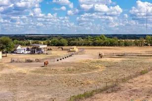 1801 Co Rd 470, Coupland, TX 78615 - Photo 36
