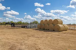 1801 Co Rd 470, Coupland, TX 78615 - Photo 40