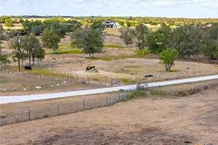 1801 Co Rd 470, Coupland, TX 78615 - Photo 38