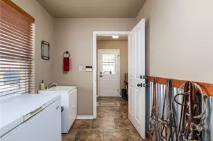 1801 Co Rd 470, Coupland, TX 78615 - Photo 26