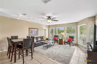 730 E Mather St, New Braunfels, TX 78130 - Photo 16