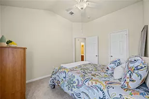 1516 Paint Brush Dr, Lockhart, TX 78644 - Photo 24