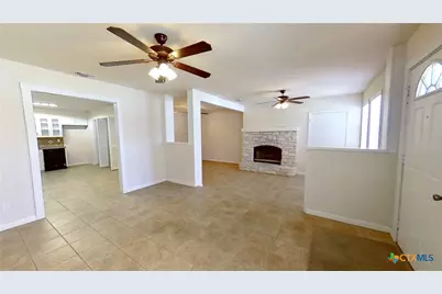 205 E 2nd, Georgetown, TX 78626 - Photo 4