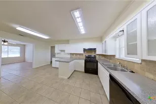 205 E 2nd, Georgetown, TX 78626 - Photo 14