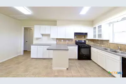 205 E 2nd, Georgetown, TX 78626 - Photo 20