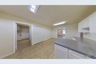 205 E 2nd, Georgetown, TX 78626 - Photo 16