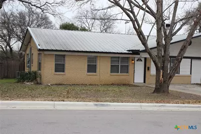 205 E 2nd, Georgetown, TX 78626 - Photo 2