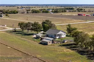1150 Co Rd 432, Taylor, TX 76574 - Photo 46