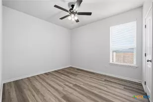 126 Leon Ln, Copperas Cove, TX 76522 - Photo 12
