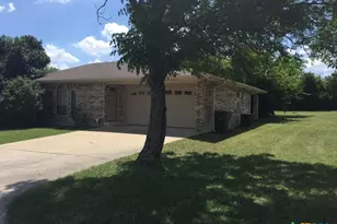 2311 Old FM 440 Rd, Killeen, TX 76549 - Photo 2