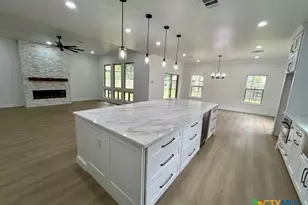 114 Chimney Rock Dr, Victoria, TX 77904 - Photo 6