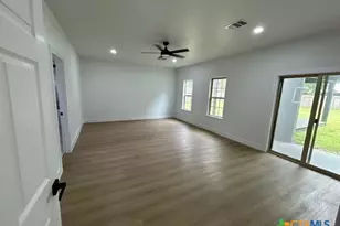 114 Chimney Rock Dr, Victoria, TX 77904 - Photo 8