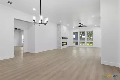 114 Chimney Rock Drive, Victoria, TX 77904 - Photo 4