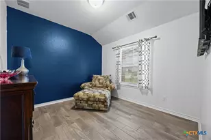 1701 Meadow Ln, Lockhart, TX 78644 - Photo 20