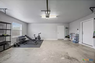 1701 Meadow Ln, Lockhart, TX 78644 - Photo 22