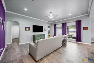 1701 Meadow Ln, Lockhart, TX 78644 - Photo 8