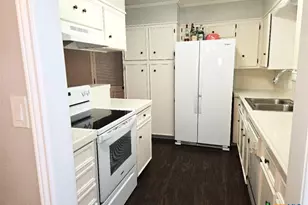 112 Lancaster St, Victoria, TX 77904 - Photo 8