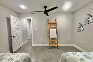 56 W Bank Ct, Port O'Connor, TX 77982 - Photo 28