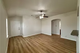 2810 Montague County Dr, Killeen, TX 76549 - Photo 2