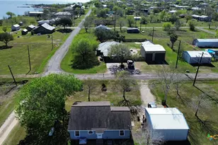 802 Bay St, Austwell, TX 77950 - Photo 26