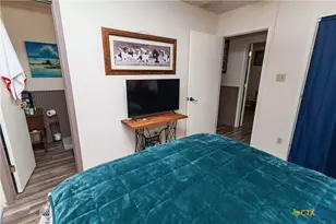 802 Bay St, Austwell, TX 77950 - Photo 18