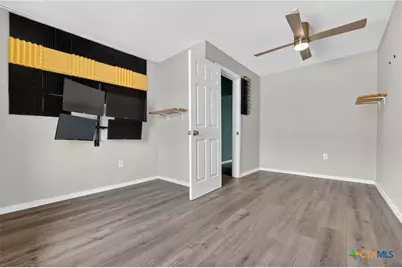 9406 N Highway 77, Burlington, TX 76519 - Photo 40