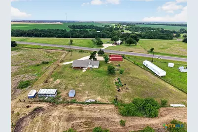 9406 N Highway 77, Burlington, TX 76519 - Photo 12