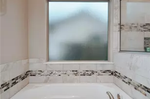 405 Tuscany Dr, Victoria, TX 77904 - Photo 12