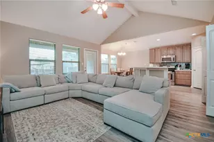405 Tuscany Dr, Victoria, TX 77904 - Photo 2