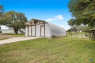 8359 Lower Mission Valley Rd, Victoria, TX 77905 - Photo 30