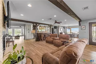 8359 Lower Mission Valley Rd, Victoria, TX 77905 - Photo 6