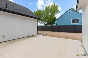 2204 Magnolia Dr, Round Rock, TX 78664 - Photo 40