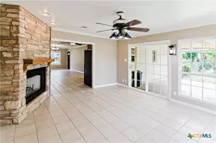 103 Poenitsch St, Cuero, TX 77954 - Photo 18