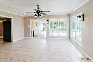 103 Poenitsch St, Cuero, TX 77954 - Photo 20