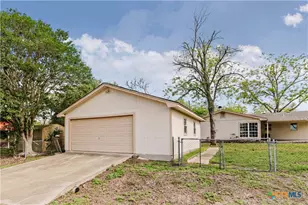 103 Poenitsch St, Cuero, TX 77954 - Photo 32