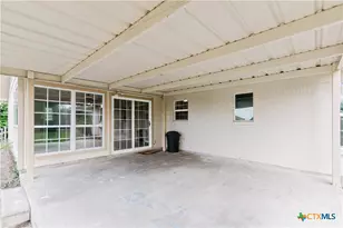 103 Poenitsch St, Cuero, TX 77954 - Photo 30