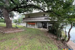 1128 Hill Cir E Dr, Granite Shoals, TX 78654 - Photo 2